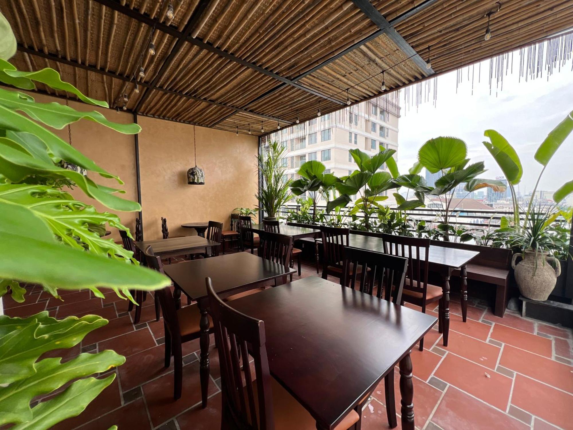 M Village Hotel Premier Thi Sach Хошимин Экстерьер фото